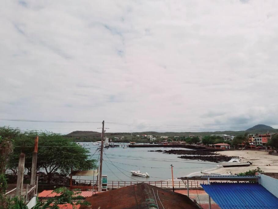 Casa Playa Los Marinos Puerto Baquerizo Moreno Exteriör bild